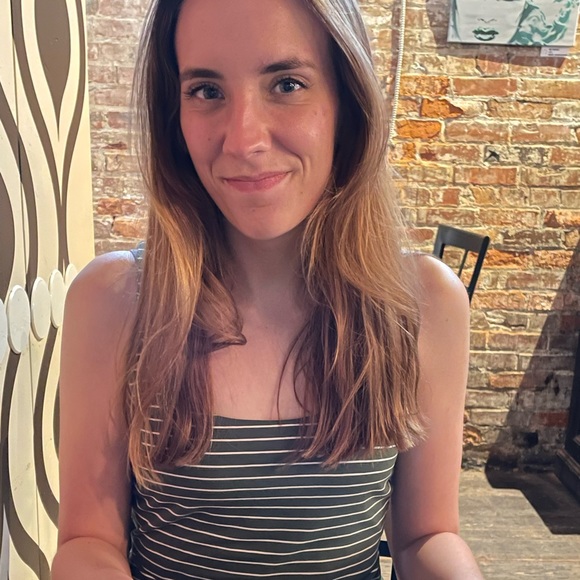 Meet your Posher, Mandy - Picture 1 of 1